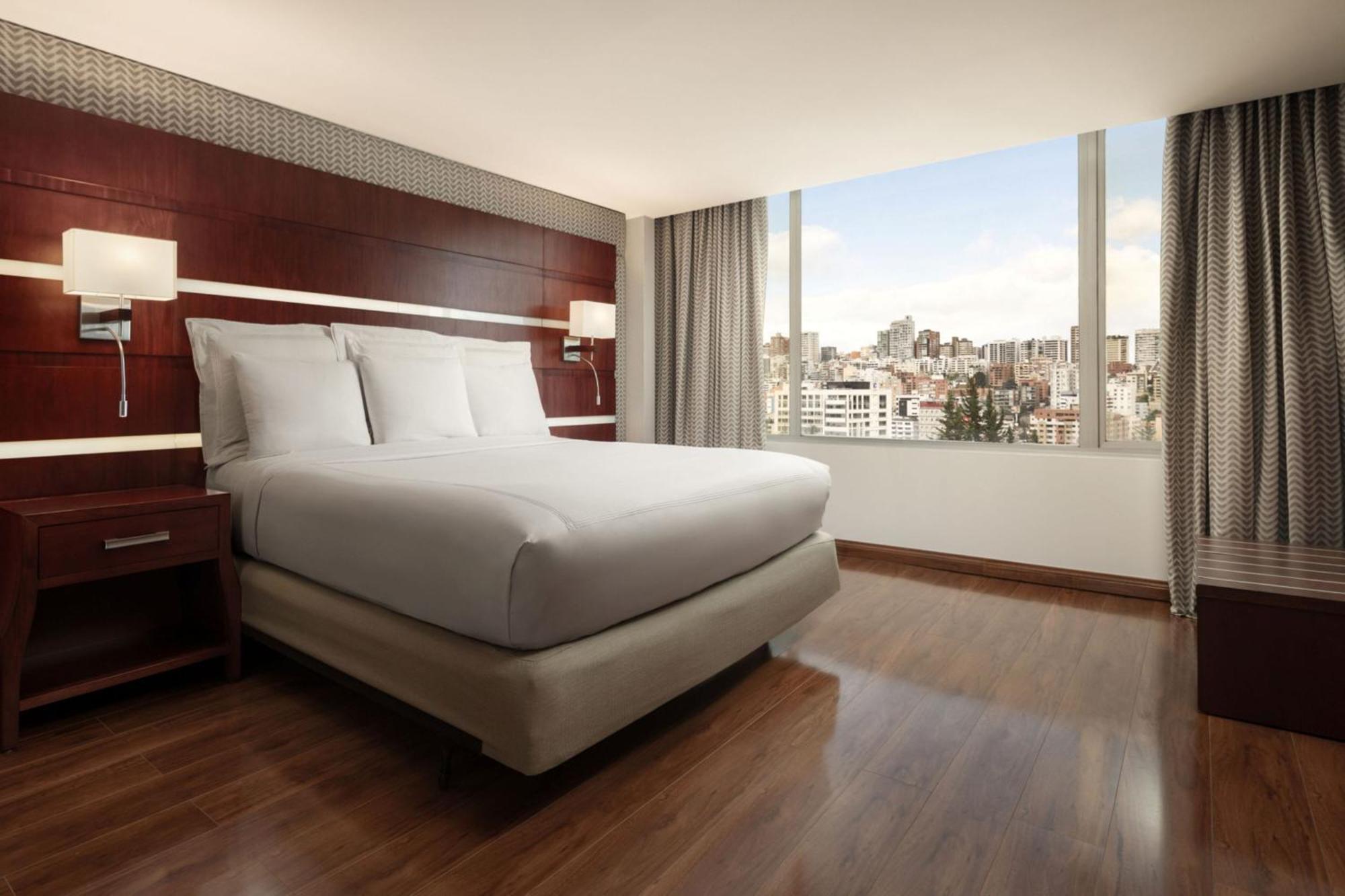 Hotel Jw Marriott Quito Extérieur photo